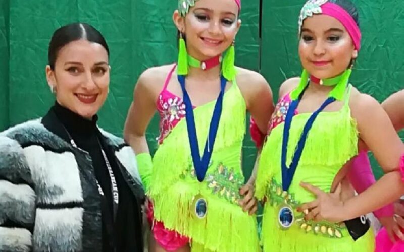 Emily ed Esmeralda a passo di samba scalano il podio nelle gare di Bagheria