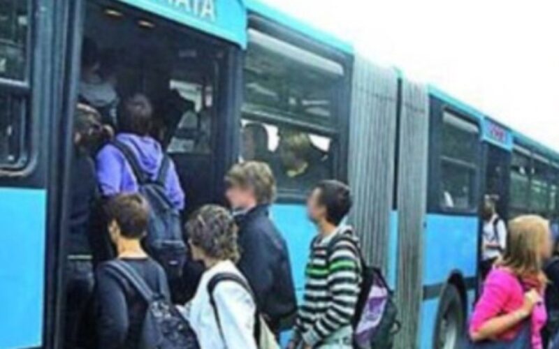 Studenti pendolari: rimborso spese trasporto interurbano 2019, riaperti i termini per presentazione domande