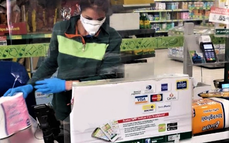 Gela: commercianti reclamano domeniche libere e chiusura alle 19