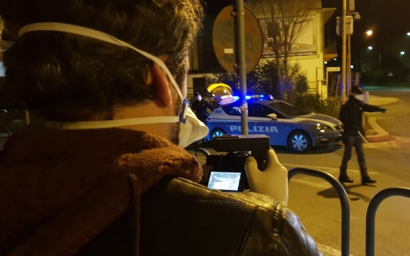 Gela: zero casi, 20 denunciati e tanta incoscienza. «Restate a casa».