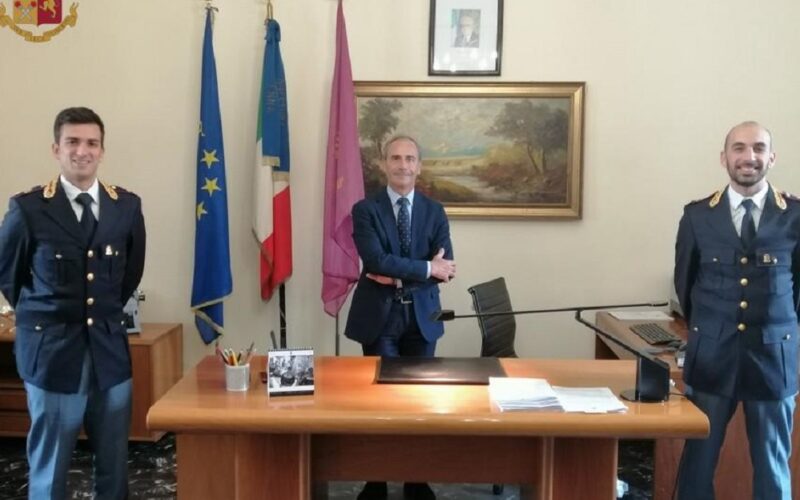 Gela: il giovane funzionario Marinetti alla questura di Enna. Ha 29 anni, accolto stamane e subito operativo