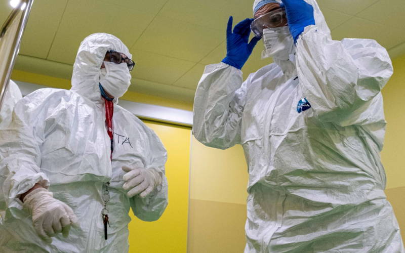 Gela: infermieri? C’è poco rispetto. «Chiamateci dottori, siamo laureati e diamo il massimo ai nostri pazienti»