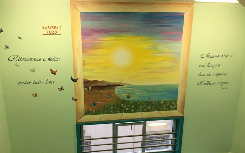 Niscemi: un’alba di speranza dipinta sul muro dell’ospedale. Callari: «Ritorneremo a volare»