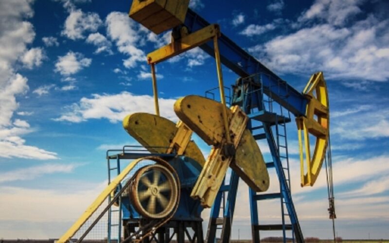 Per la prima volta nella storia il prezzo del greggio Wti va in negativo. Perdita del 140%. Cnbc: «Peggior giorno di sempre»