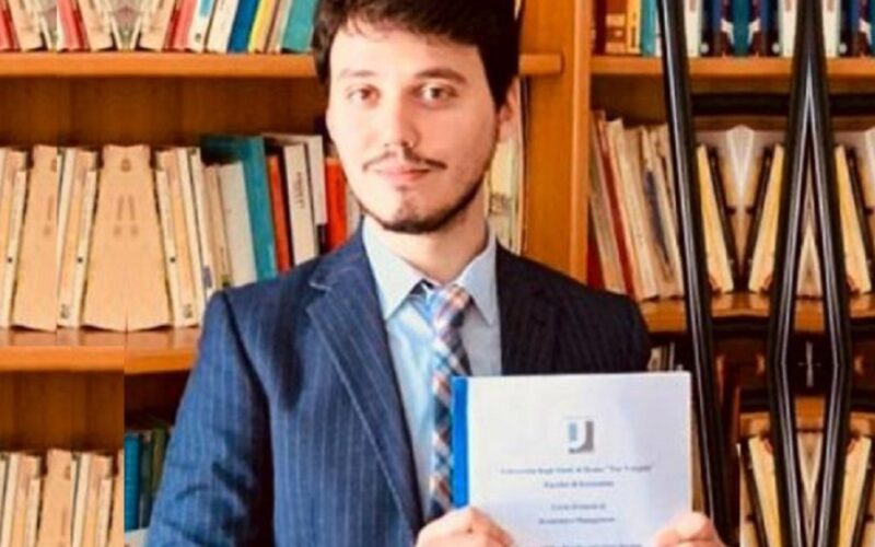 Niscemi: Giuseppe corona il percorso di studi, neo dottore in Economia e Management con tesi sperimentale