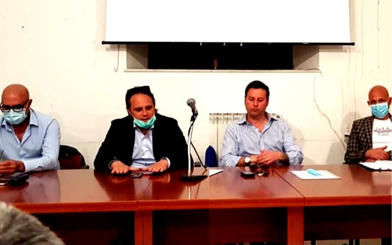 Niscemi: degrado e mancato rispetto regole del quieto vivere. Bennici convoca un incontro