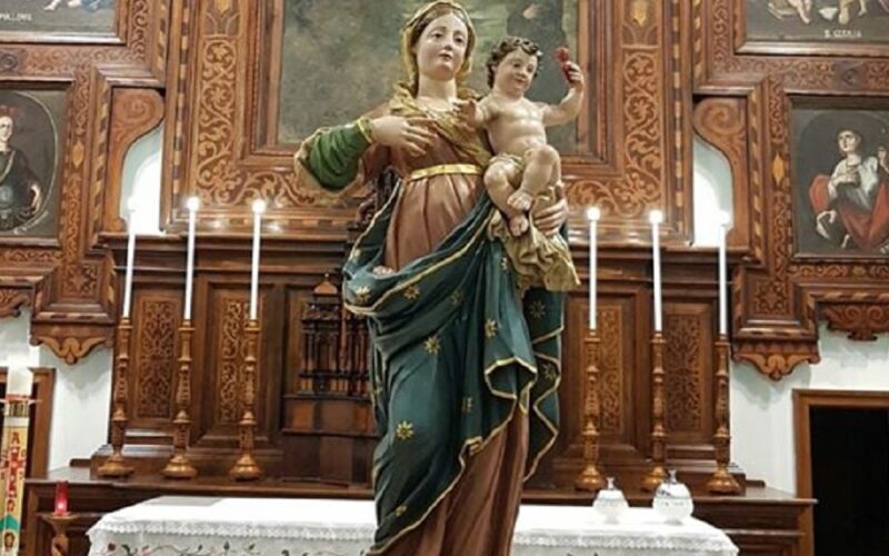 Gela: Maria Santissima delle Grazie, il popolo ai piedi della Beddra Matri. Da stasera la «settina» in diretta
