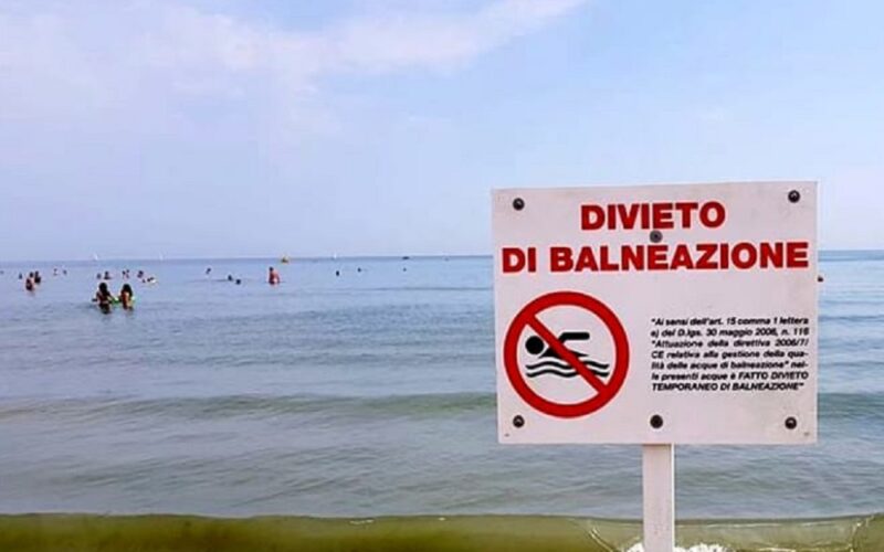 Gela: bagno vietato in prossimità degli scogli di Manfria. Tuffi vietati al Pontile. Off limits le zone dei relitti
