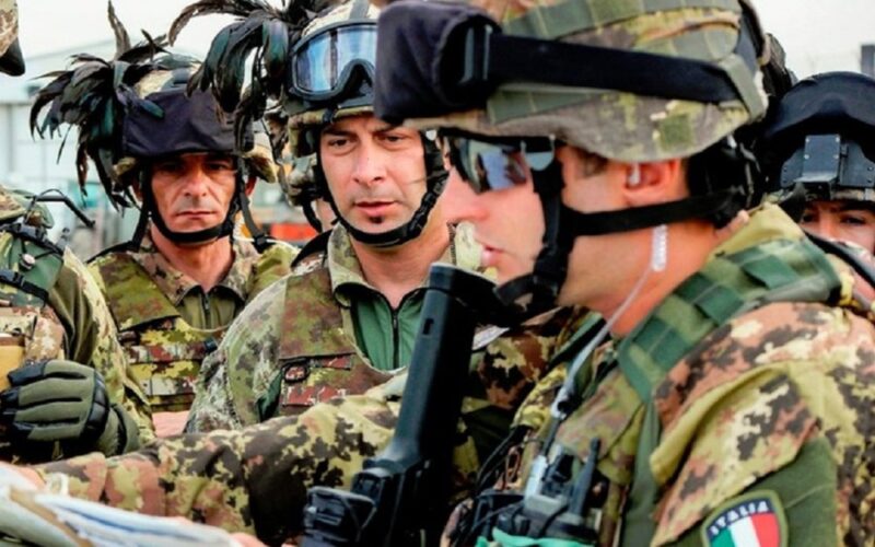 Gela: arrivano i bersaglieri, cambia pelle la missione «Strade Sicure». Pattuglie concentrate sugli obiettivi strategici