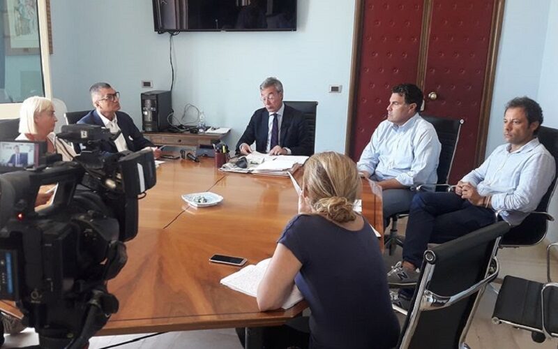 Gela: lungomare, svincolo Manfria e nuova darsena, da Palermo segnali positivi