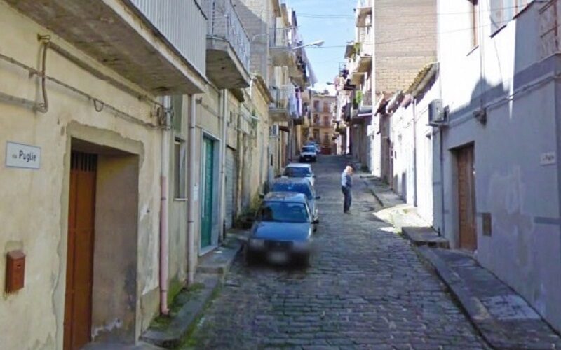 Niscemi: acqua col contagocce in via Puglie, i residenti lanciano un appello al sindaco Conti