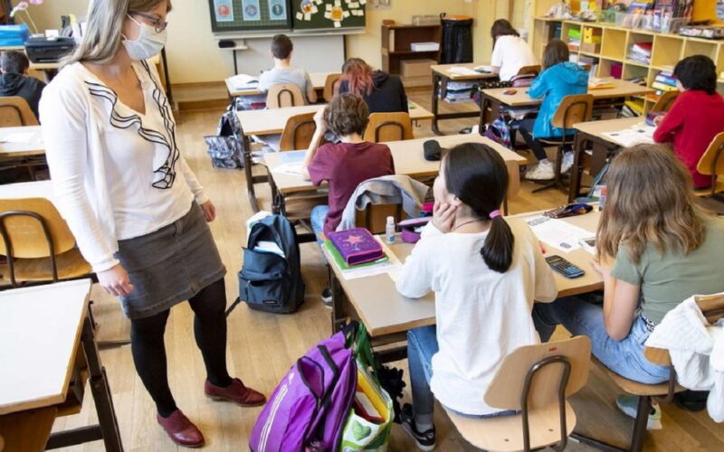 Niscemi: slitta l’apertura, in classe solo dal 24 settembre. Plesso Gori, genitori: «Dopo i lavori sia pulito e igienizzato»