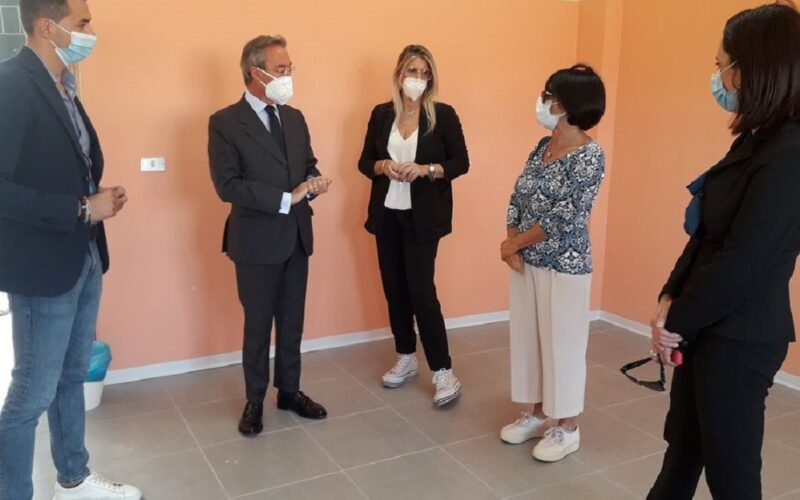 Gela: basta doppi turni al plesso Giovanni XXIII, 7 aule messe a disposizione dell’Alberghiero per ovviare alla carenza di locali