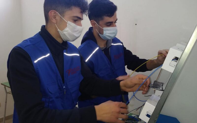 Niscemi: corsi professionali di estetista, acconciatore ed elettricista. Ecco i 72 ragazzi che hanno conseguito la qualifica