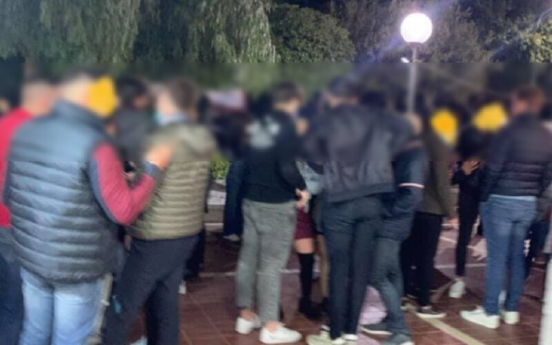 Gela, nuove restrizioni e divieti. Il sindaco emana ordinanza. «Dati preoccupanti, bisognava intervenire»