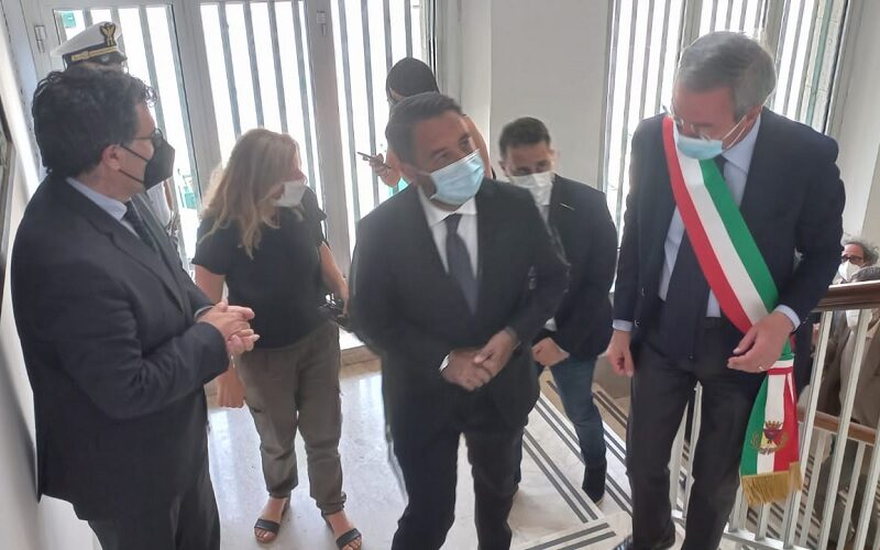 Gela: Cancelleri appena arrivato in città , stamane l’annuncio della nuova Tangenziale
