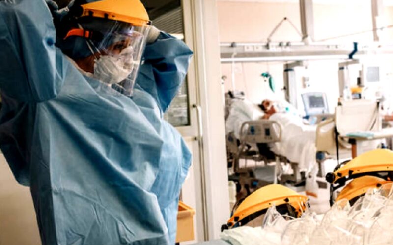 Gela: si aggrava un uomo di 54 anni, ora è in Terapia intensiva. Deceduta ieri una pensionata di 82 anni
