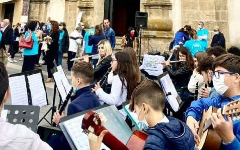 Niscemi, giornata della Salute mentale, musicisti in piazza e incontri con esperti