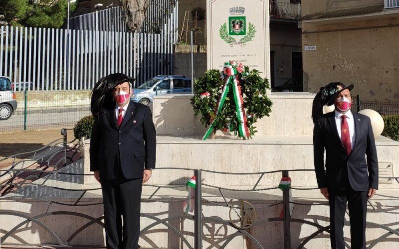 Niscemi ricorda l’unità nazionale e i caduti della Grande guerra. Domenica un corteo, accompagnato dalla fanfara