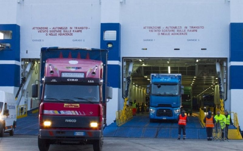 Gela: scongiurato il blocco dei tir dopo l’incontro di oggi, la Regione chiederà un tavolo nazionale