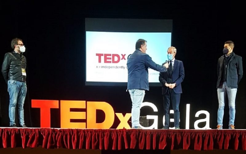 Gela fabbrica di idee, dalla musica ai sapori, dal design al 5g. Tra applausi ed emozioni si chiude l’evento TEDx