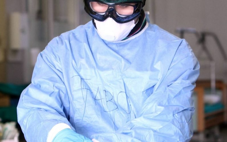 Gela, cinquecento nuovi casi. Il totale sale a 3.419. Un ricovero in area medica, 16 guariti