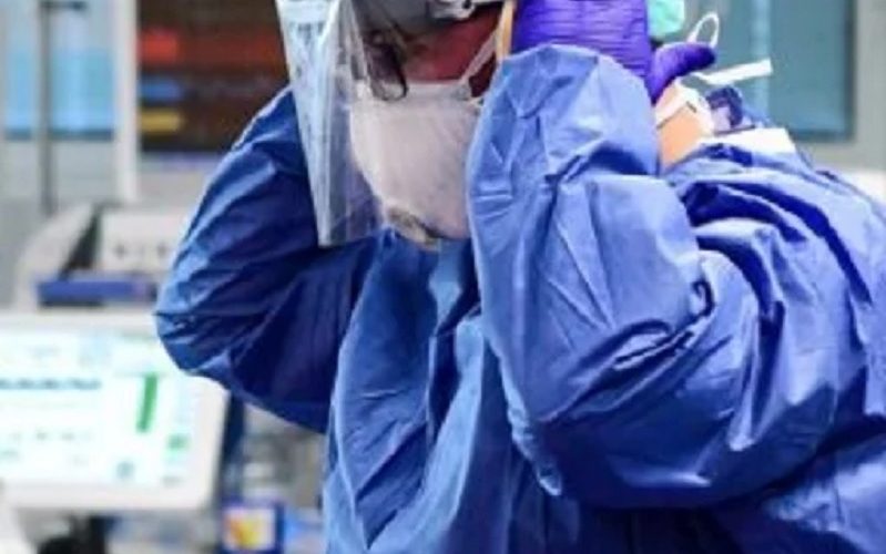 Gela, solo un infermiere per 15 pazienti. «Condizioni impossibili»