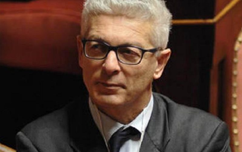 Commissione Antimafia, Morra: «A Gela l’industria non ha prodotto ricchezza»