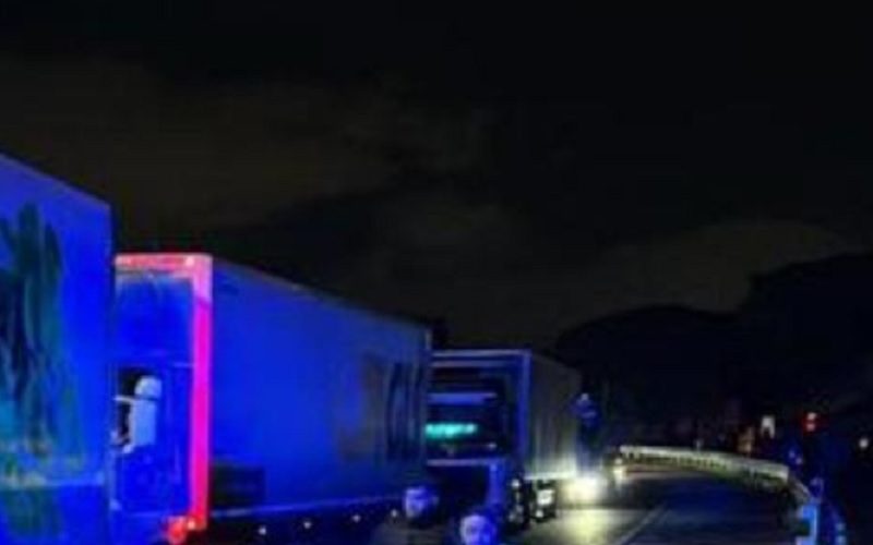 Vittoria: tir con gli artigli puntati sull’asfalto. «Stavolta andremo fino in fondo»