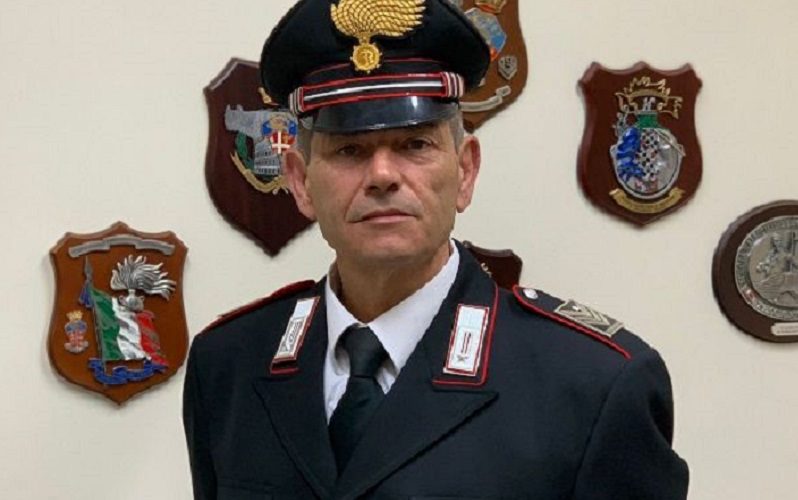 Riesi: il saluto del brigadiere capo, Perna a riposo dopo quarant’anni nella Benemerita