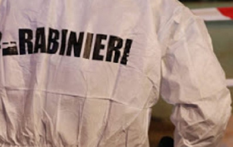 Lite finisce nel sangue tra le serre degli ortaggi. Accoltellato un giovane di 27 anni