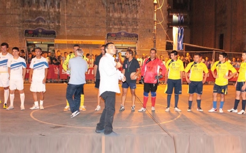 Niscemi, parte il torneo interquartiere di calcio a 5. In campo 400 appassionati
