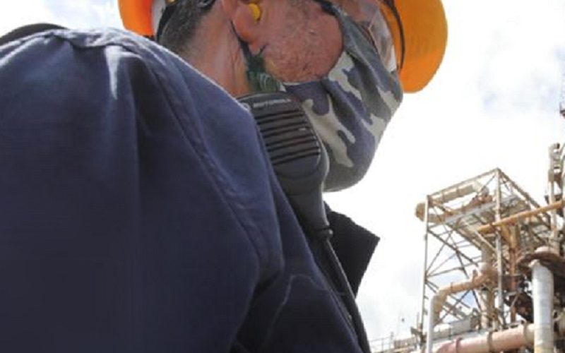 Gela, l’indotto si ferma dopo i morti sul lavoro. «Dare segnale forte al governo nazionale»