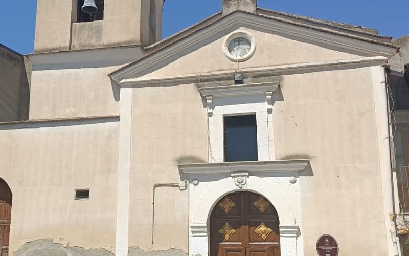 Vallelunga: la chiesa restituita all’antica bellezza, finanziato progetto di sistemazione
