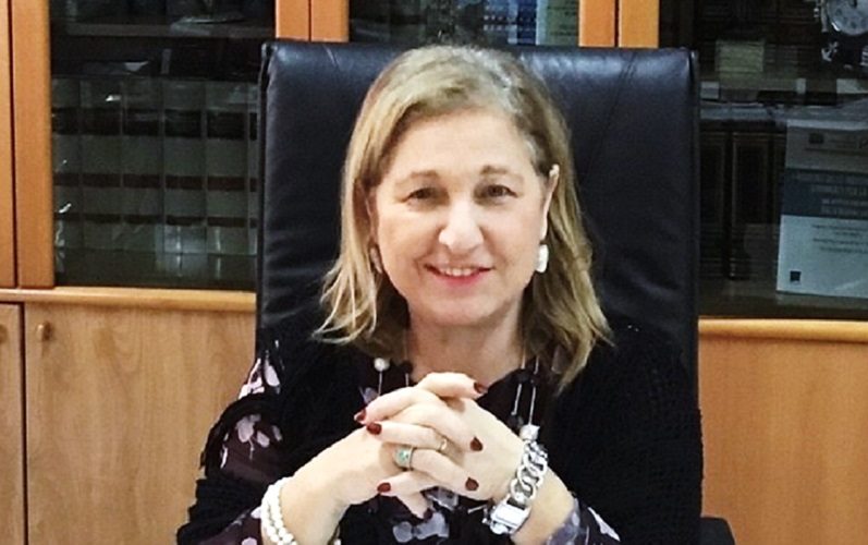 Gela, nuova dirigente al Commerciale e Alberghiero. È la professoressa Angela Tuccio