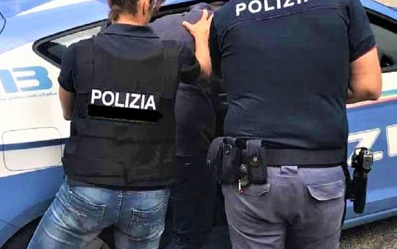 Gela, traffico di stupefacenti e ricettazione. Due persone in carcere a distanza di poche ore