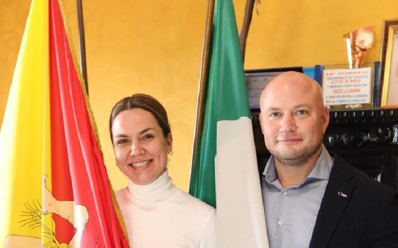 Riesi: la bella storia di Kostantin e Natalia. Cittadini italiani, finalmente. «Tanta emozione»