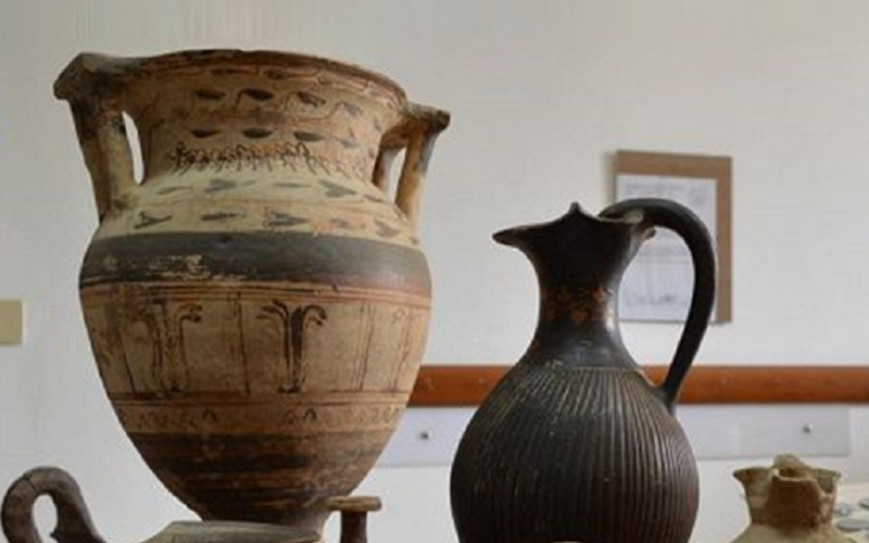 In una villetta privata di Latina trovati reperti di epoca greca appartenuti alla collezione Navarra. Blitz della Finanza