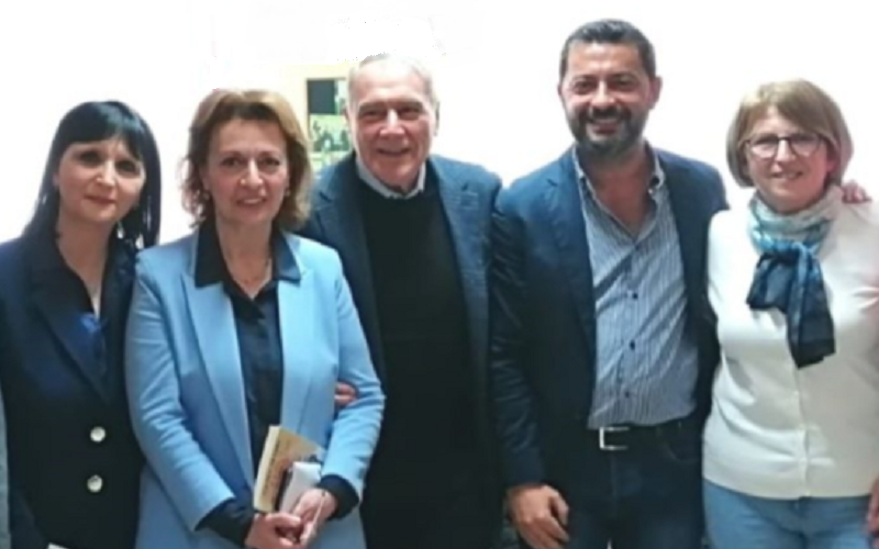 Niscemi, Grasso incontra i ragazzi. L’amicizia con Falcone e Borsellino, l’impegno antimafia