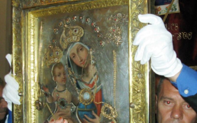 Niscemi si affida alla Madonna, stasera la messa presieduta dal vicario generale