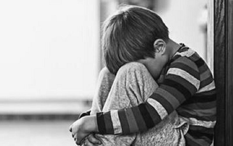 Lividi a un bimbo delle materne, madre e nonna indagate. Il piccolo ora è in comunitÃ
