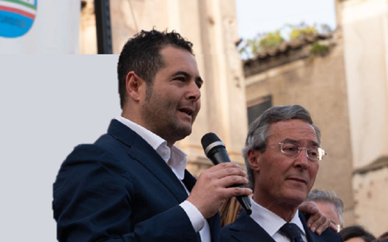 Gela, variazioni bilancio, Di Stefano: «No allo scarica barile». Il sindaco annuncia replica
