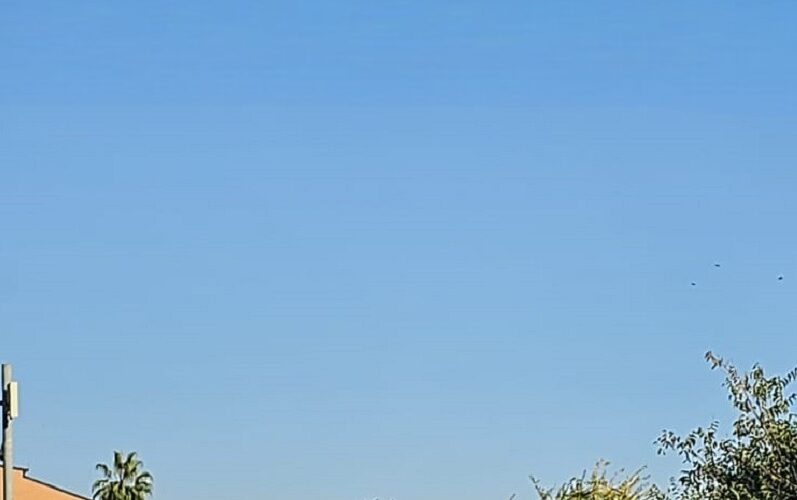 Gela: compattatore dei rifiuti si schianta con un’auto. Incidente sulla rotatoria