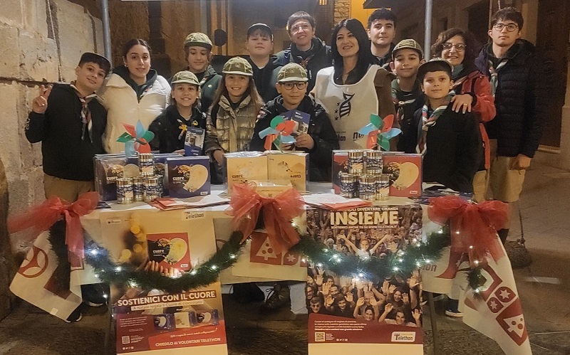 Niscemi: la solidarietà degli scout Cngei, cuori di cioccolata e caramelle per Telethon