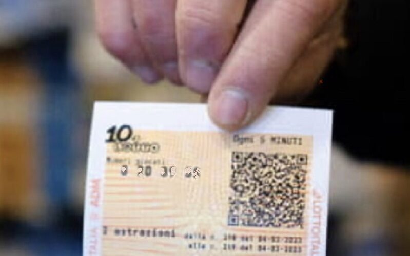 Niscemi, gioca tre euro e ne vince 100 mila. La dea bendata bacia un bracciante agricolo