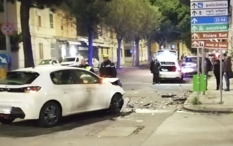 Messina: grave incidente nella notte, due automobilisti trasferiti al policlinico