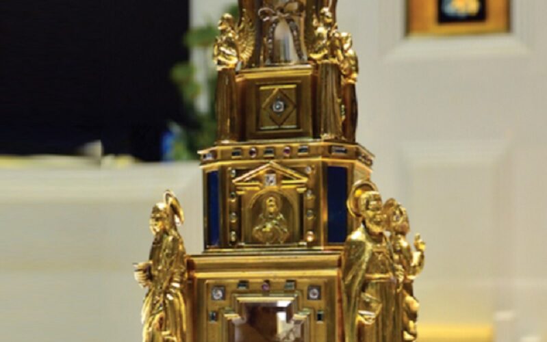 Niscemi accoglie il reliquiario della Madonna delle Lacrime di Siracusa. Martedì al Belvedere