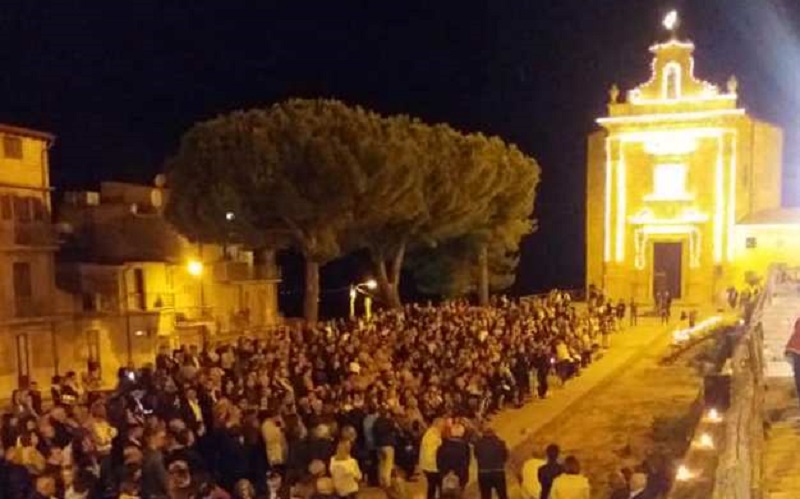 Niscemi, festa per l’anniversario del ritrovamento del quadro di Maria Santissima del Bosco