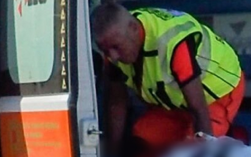 Schianto sulla Sp 13, donna bloccata tra le lamiere dell’auto. Estratta dai Vigili del fuoco