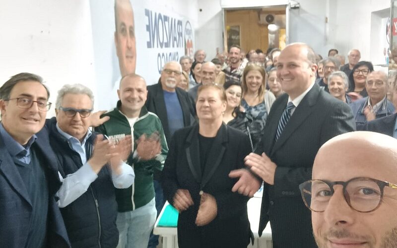 Gela, Franzone inaugura sede… a costo zero. «Esempio come intendiamo governare la città »